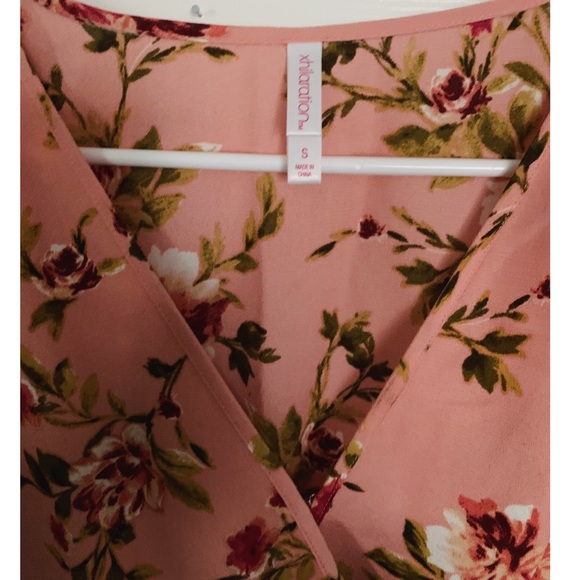 SOLD NWOT Pink floral wrap around tie dress - Picture 7 of 8